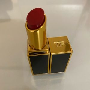 Tom Ford LA Woman satin matte lipstick